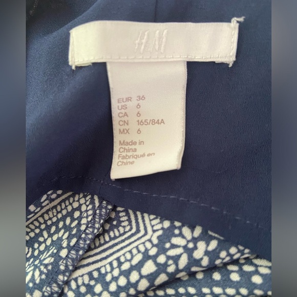 H&M spaghetti strapped tank with geometric designs and slits up the sides. - Picture 5 of 6